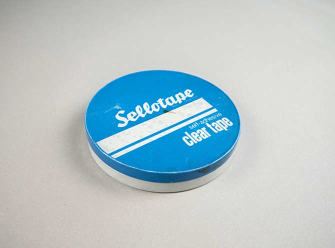 藍英國玻璃膠帶㘣盒- Sellotape Iron Box